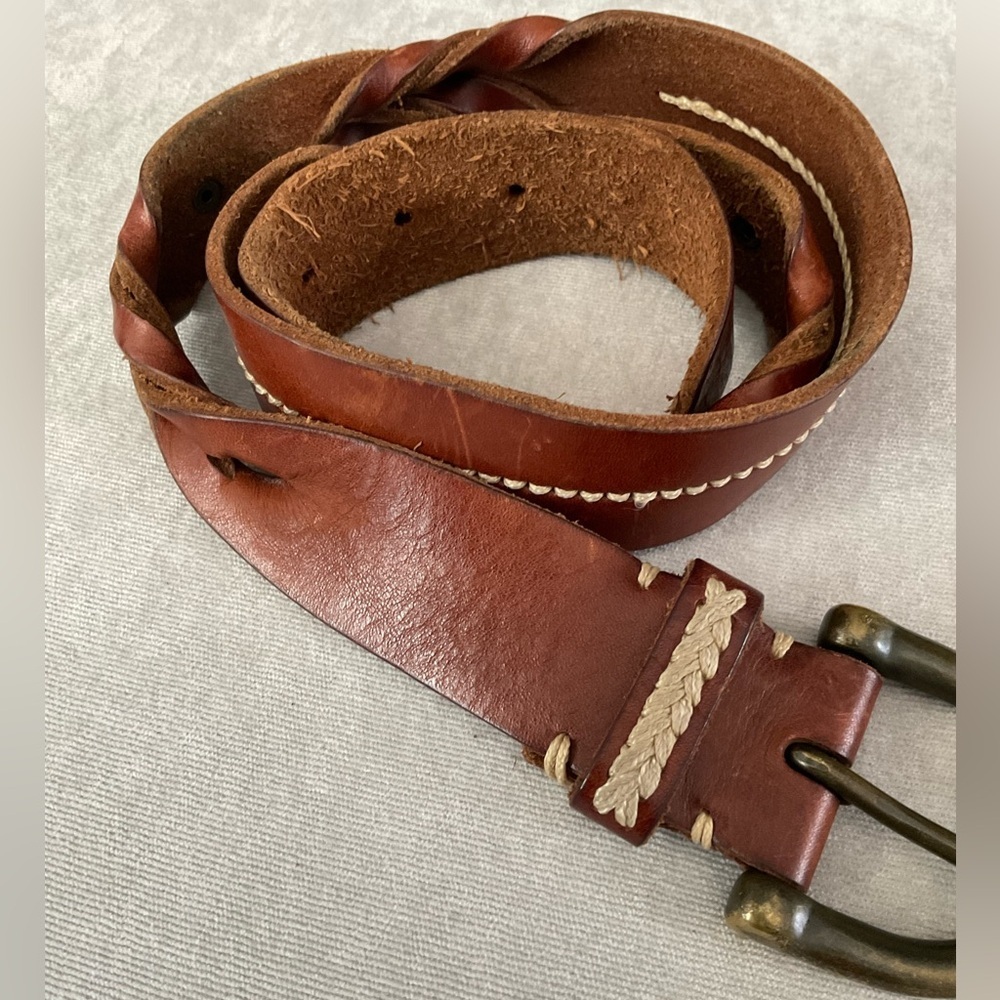American Eagle Outfitters Brown Twist Vintage Leather Belt